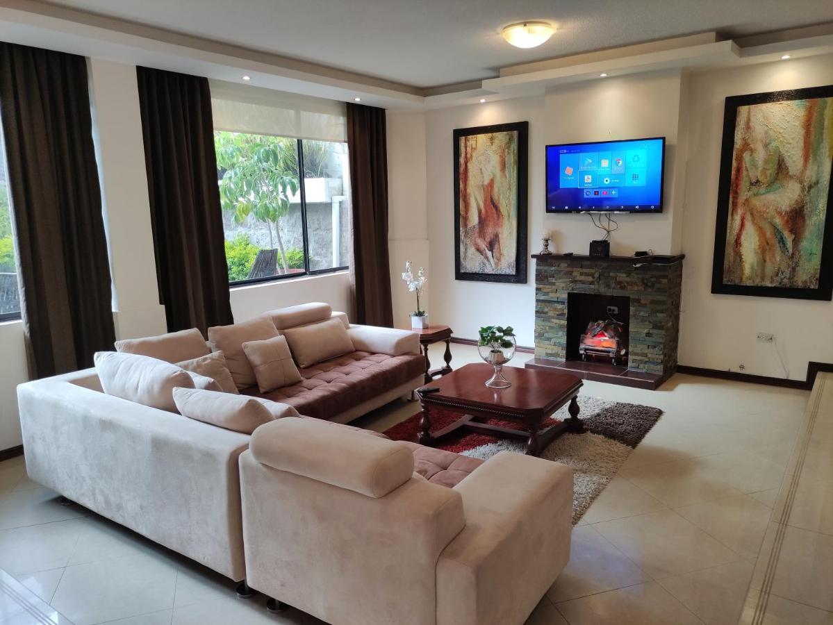 Hospedaje En Quito Norte, Apartamento & Suite Independientes Exterior photo